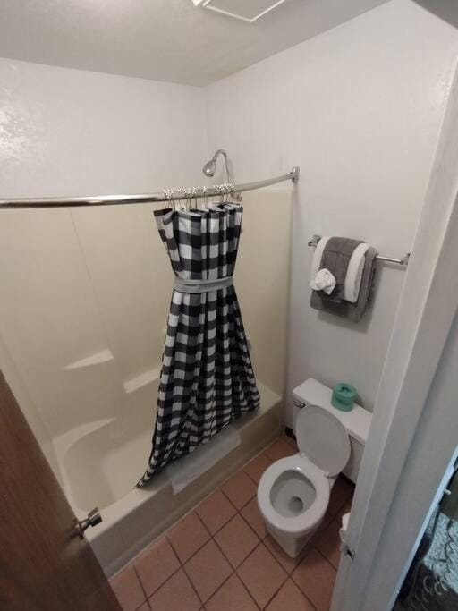 OSU Room 2 Queen Beds Hotel Room 221 Apartment in Stillwater