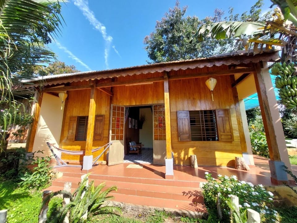 The Lazy Farm - Deluxe Top View Room Farm Stay in Vietnam