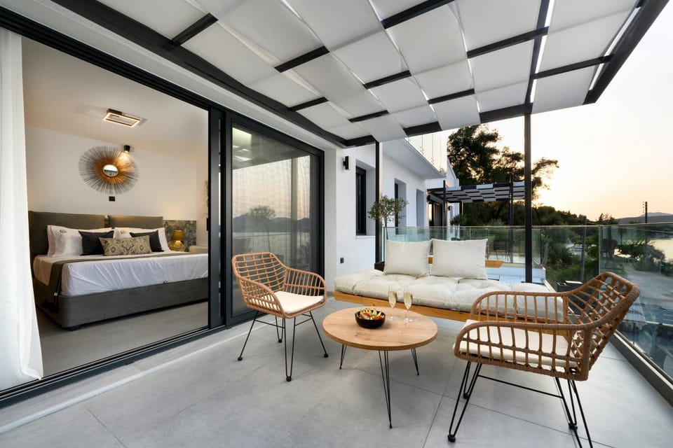Balcony/Terrace, Seating area, Bedroom