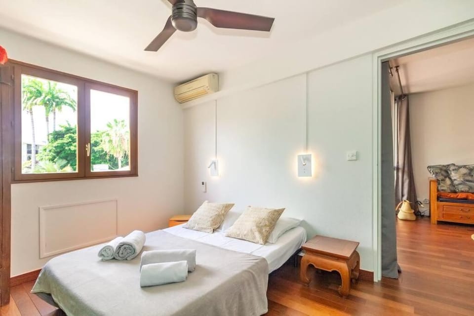 Bed, Bedroom, air conditioner
