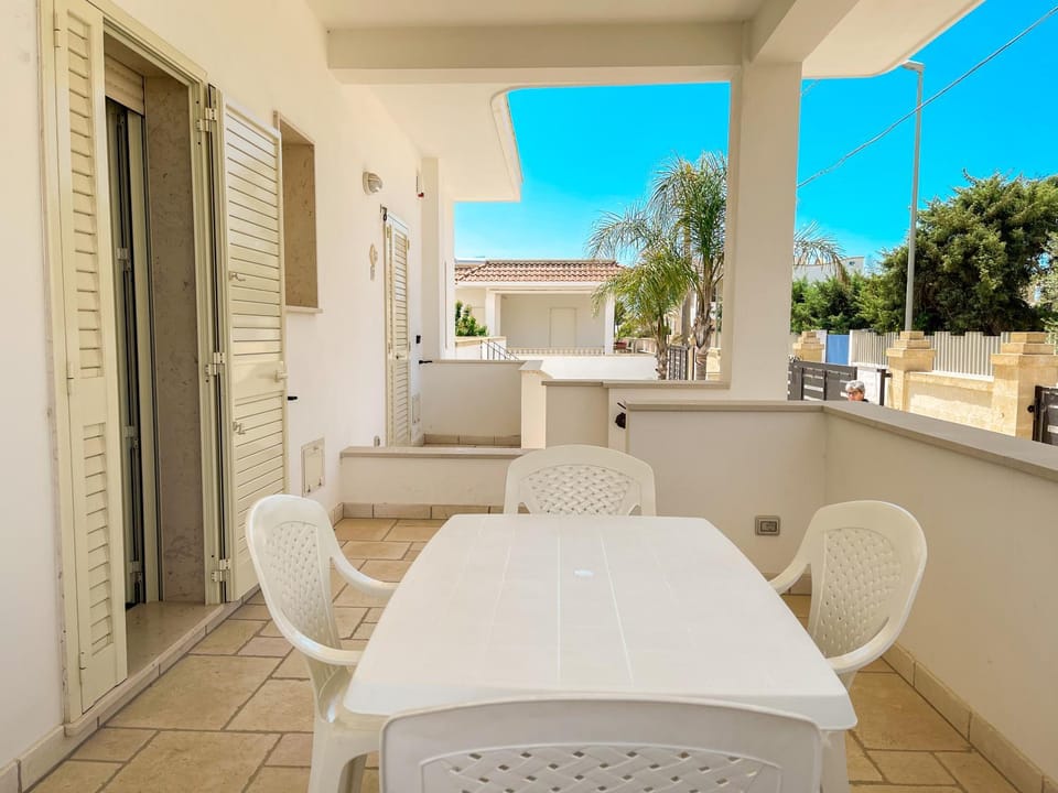 50m From The Sea - Centre San Pietro - Free parking Apartment in Province of Taranto