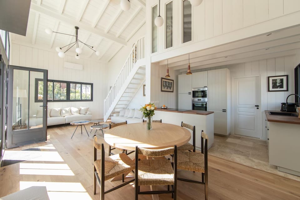 Living room, kitchen, kitchen