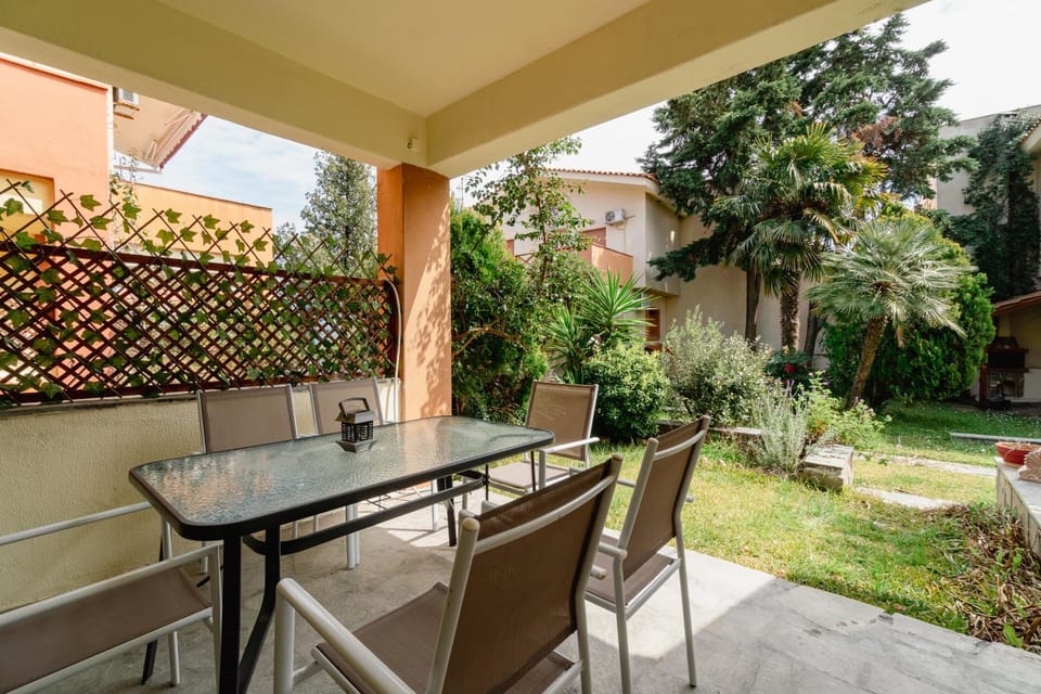 Garden, Garden view