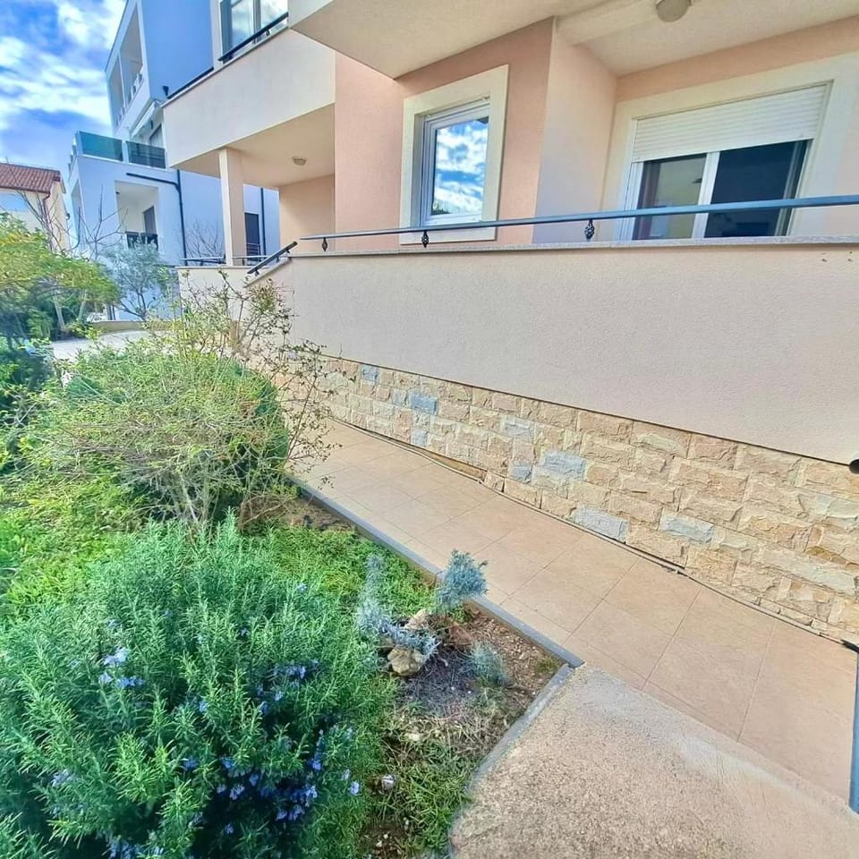 Patio, Garden, Garden view