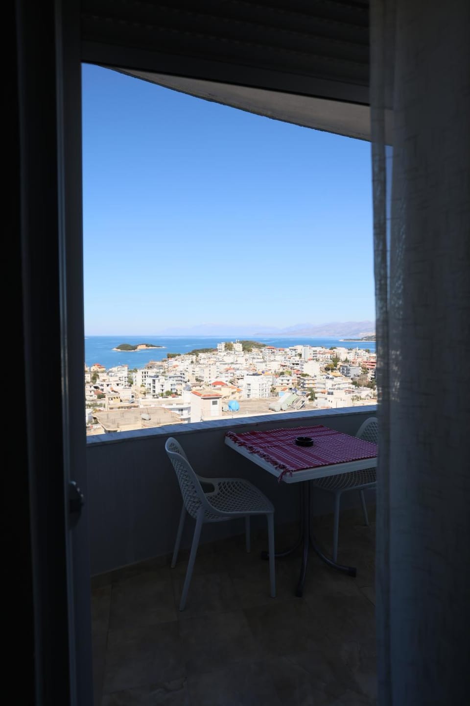 View (from property/room), Balcony/Terrace, Beach