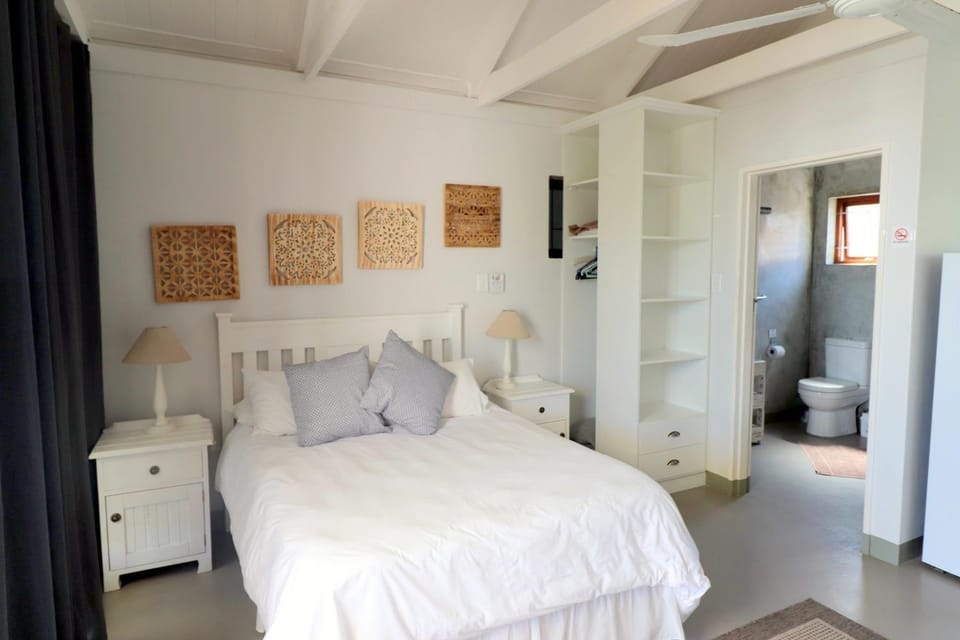 M & M Flat Arniston Apartment in Western Cape