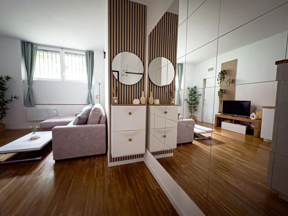 TV and multimedia, Living room