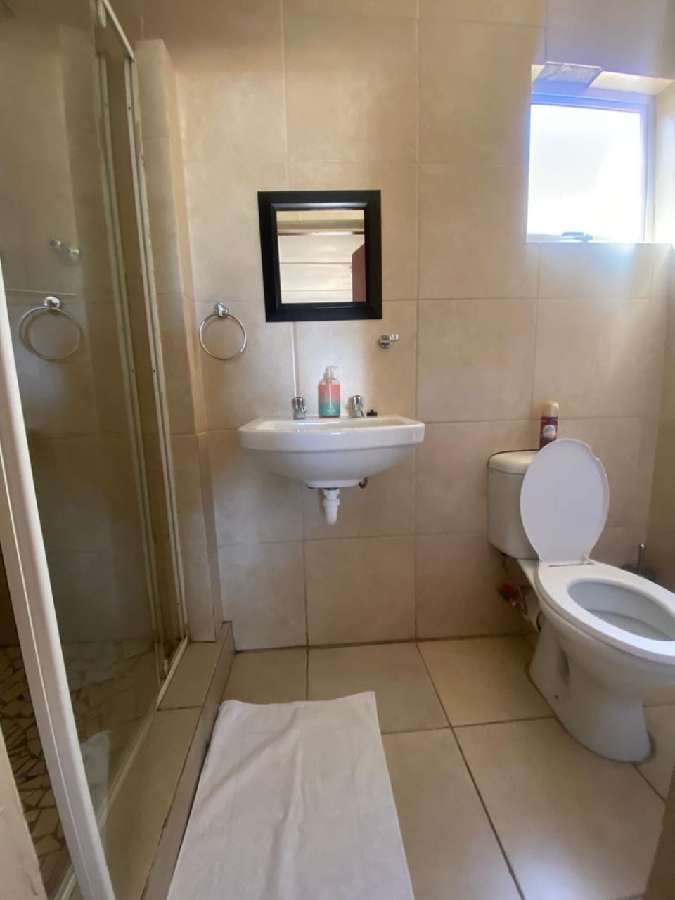 Shower, Toilet, Bed, Bathroom, TV and multimedia, Coffee/tea facilities, Balcony/Terrace, Kitchen or kitchenette, Bedroom, Mountain view, Breakfast, flat iron, microwave, minibar, room service, toaster, towels, wardrobe, air conditioner