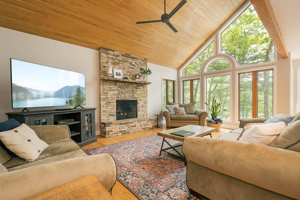 Alpine Cove House in Deep Creek Lake