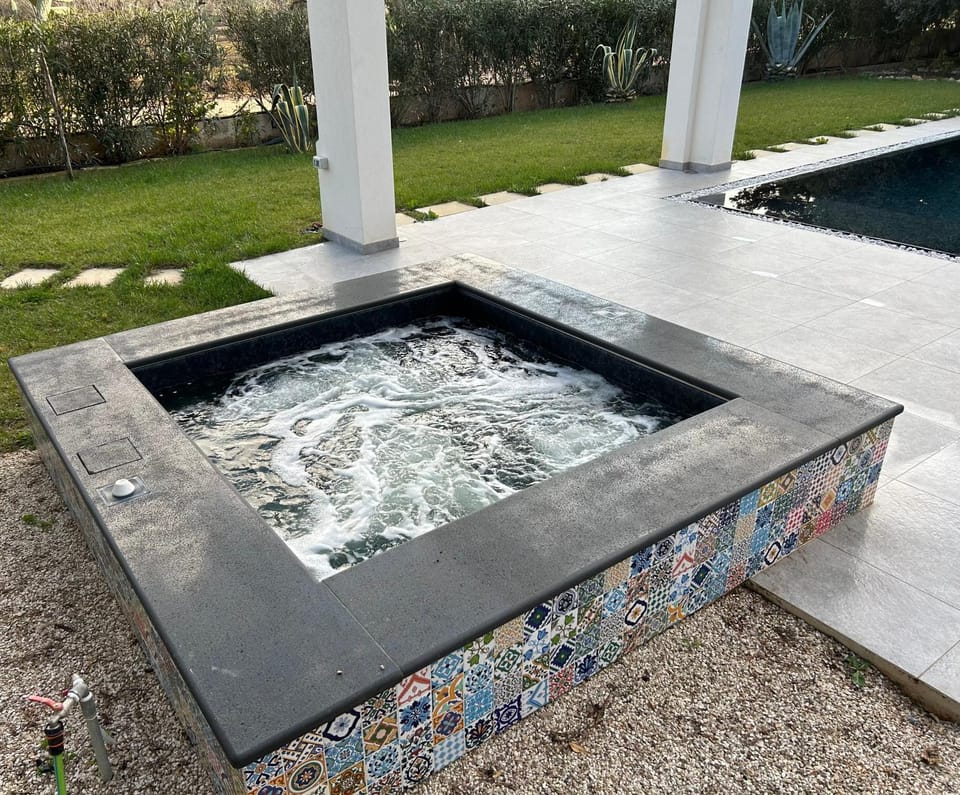 Hot Tub