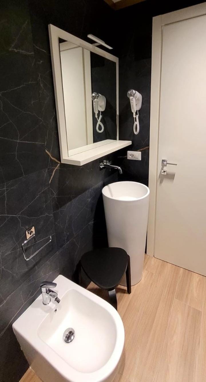Th Luxury Central Bed and Breakfast in Catania