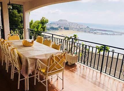 Natural landscape, View (from property/room), Balcony/Terrace, Mountain view, Sea view