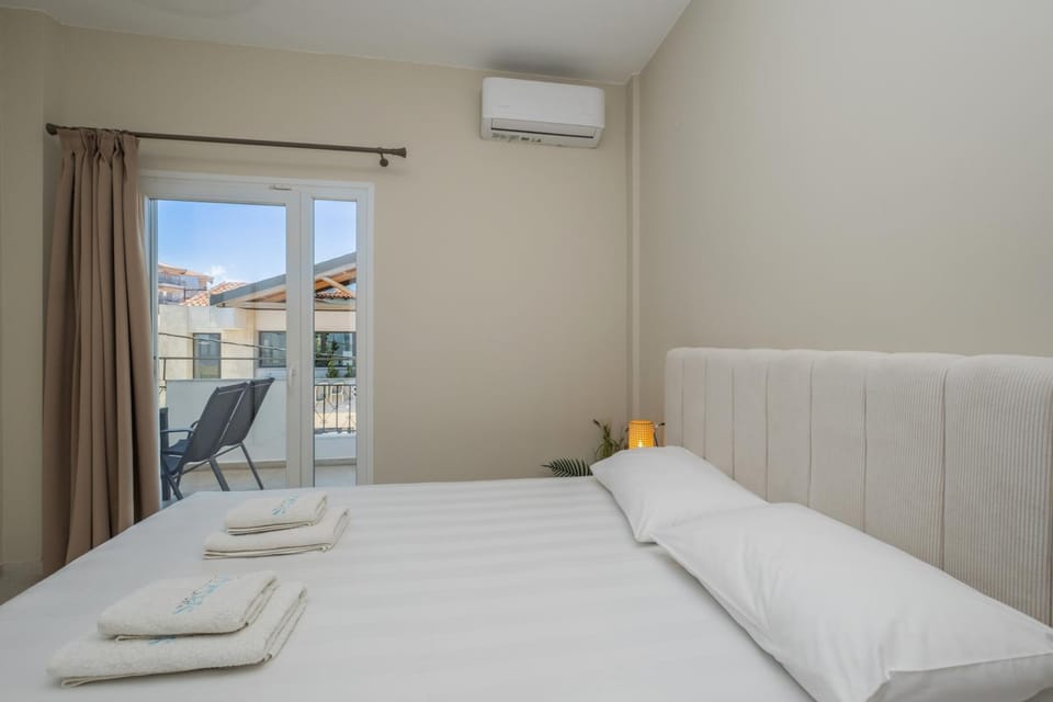 Athena's Studios 2 Apartment in Halkidiki