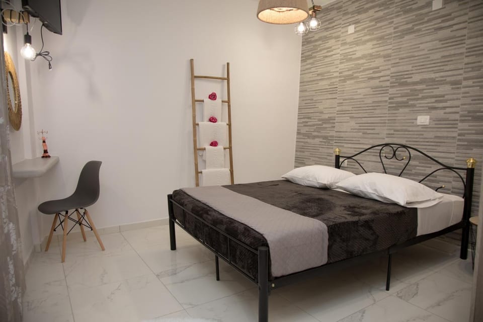 Village Anto Fira Apartment in Santorini