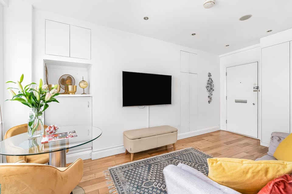 Elegant 1 Bedroom flat near Harrods Apartment in City of Westminster