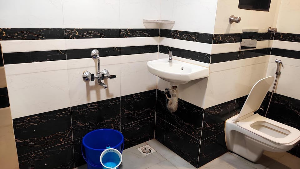 Shower, Toilet, Bathroom, bidet