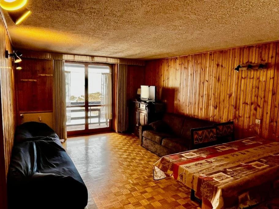 Italian Alps gateway - Huge, Comfortable place! Apartment in Province of Brescia