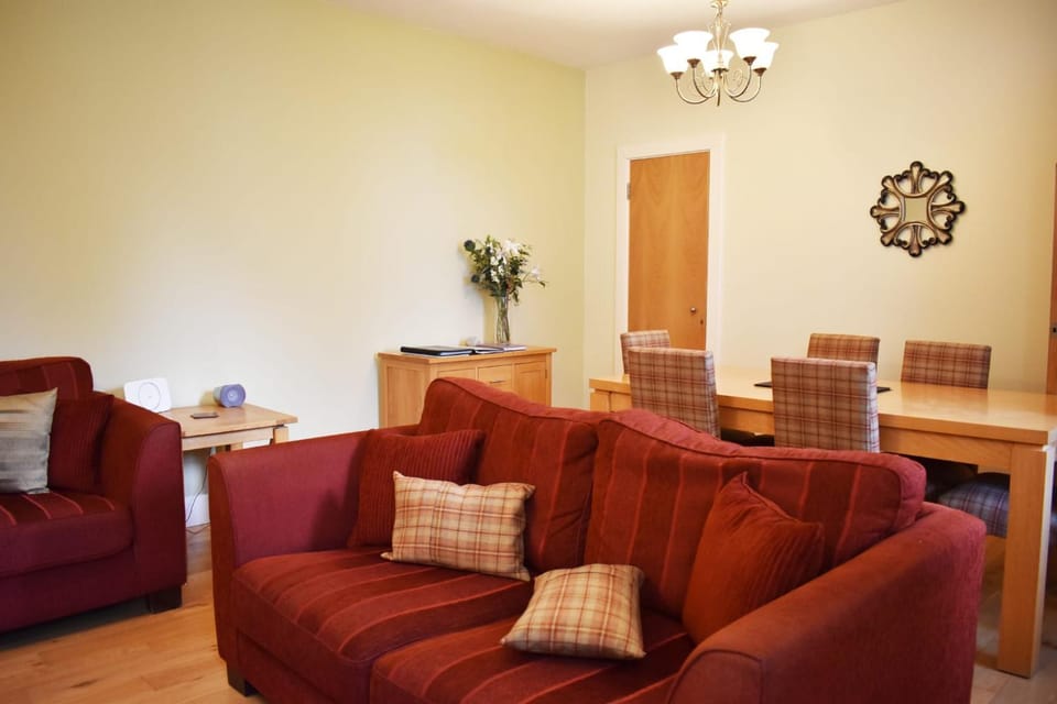 The Ross 2 bedroom apartment in historic Abbey Apartment in Fort Augustus