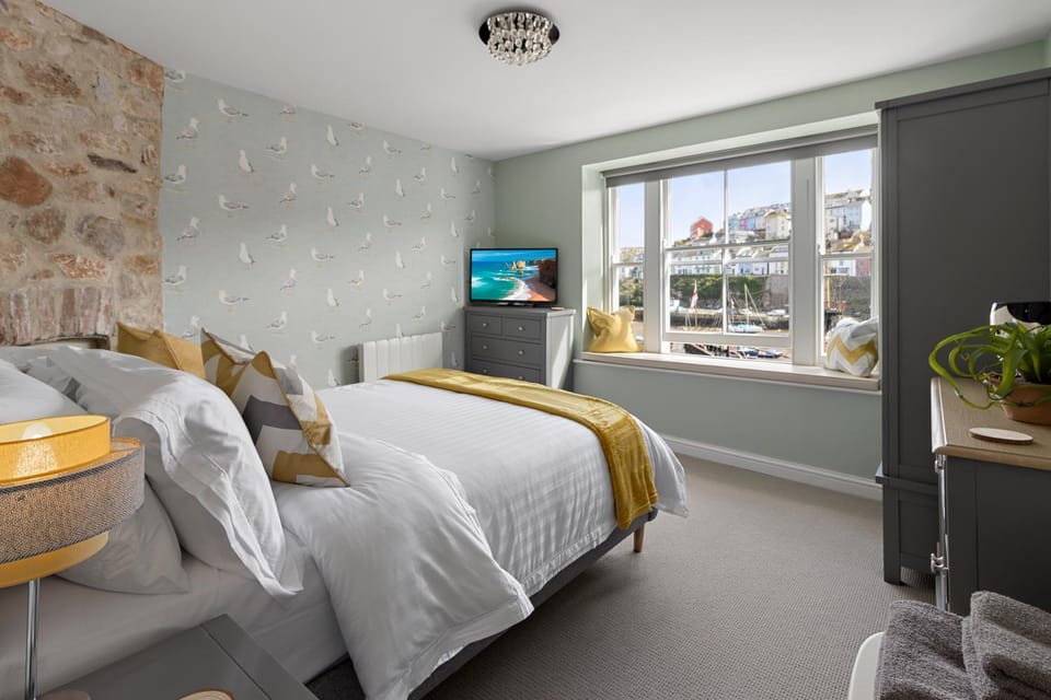 TV and multimedia, Bedroom