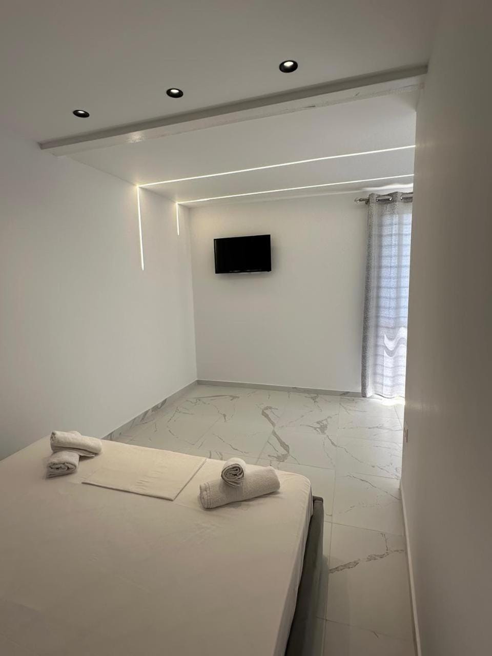 TV and multimedia, Bedroom, towels