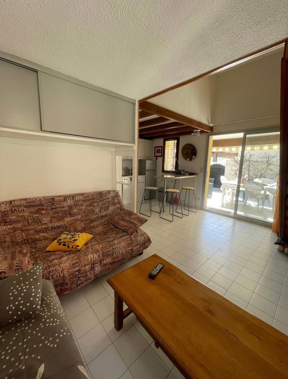 Seating area