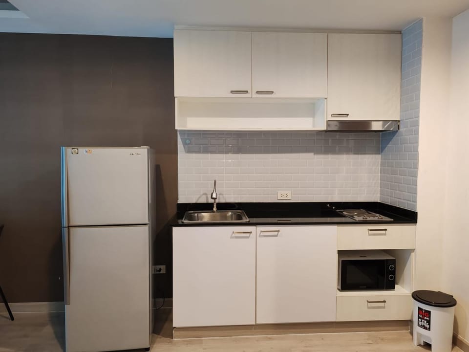 Phuket Rawai Beachfront 2 bedrooms Apartment in Rawai