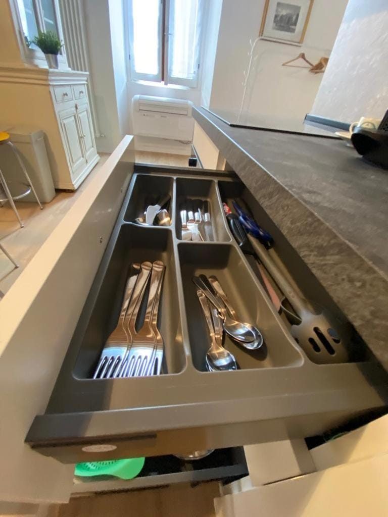 30 San Gottardo House Apartment in Milan
