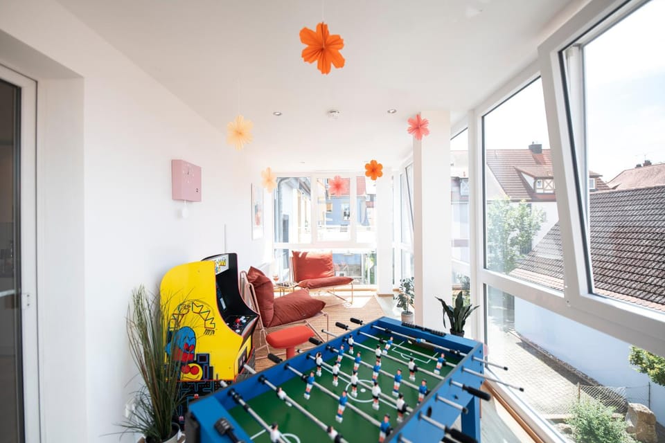 Game Room, Living room, Seating area