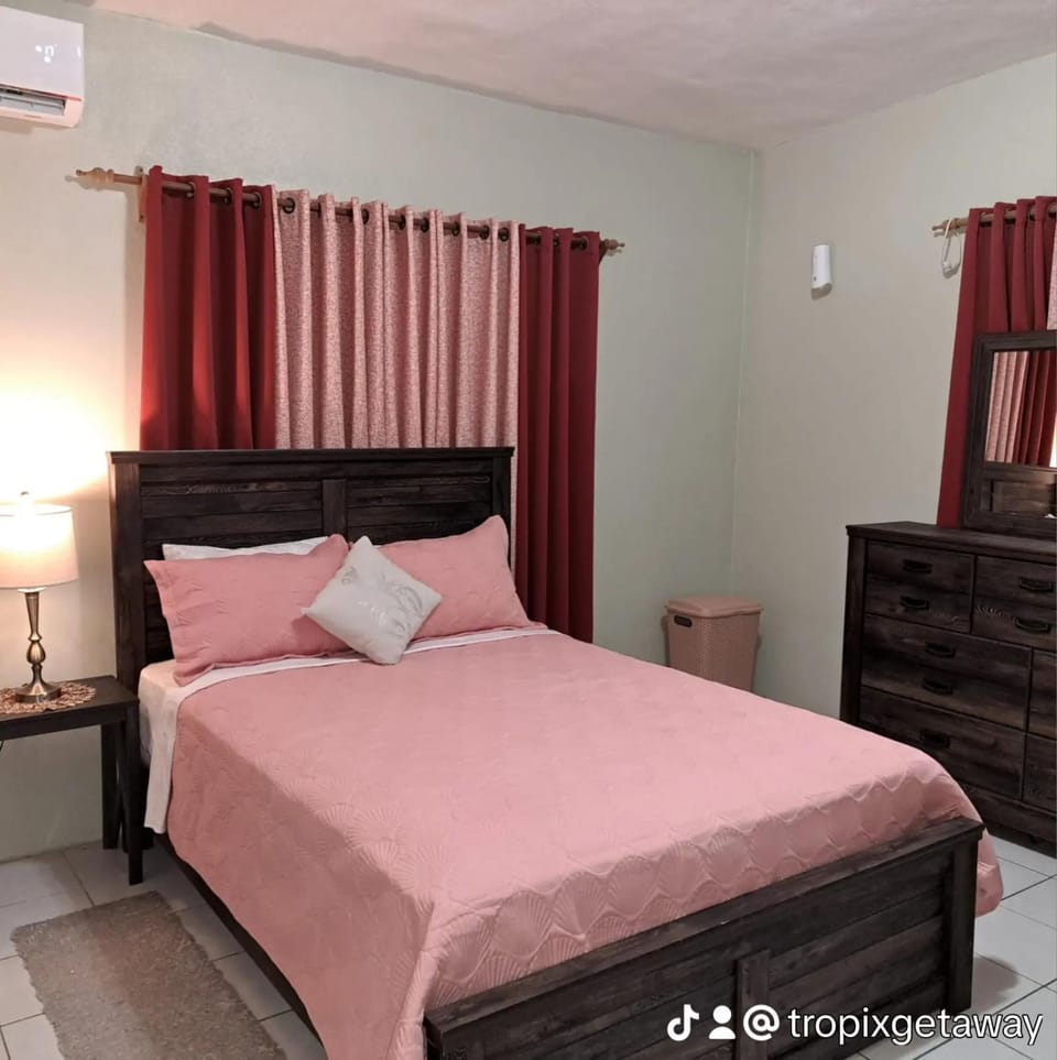 Bed, Bedroom, air conditioner