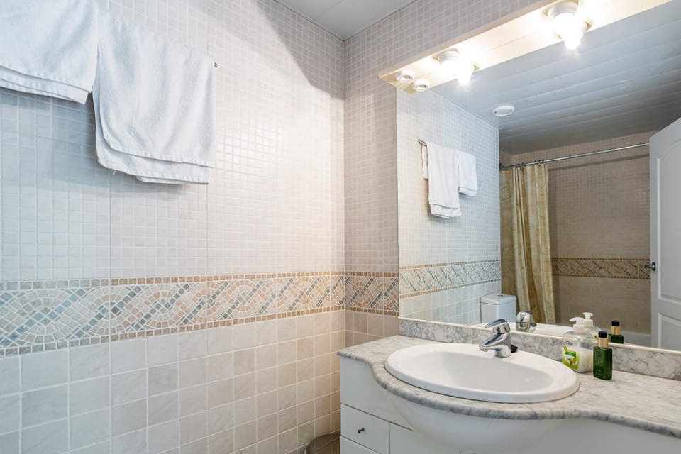 Bathroom, Living room