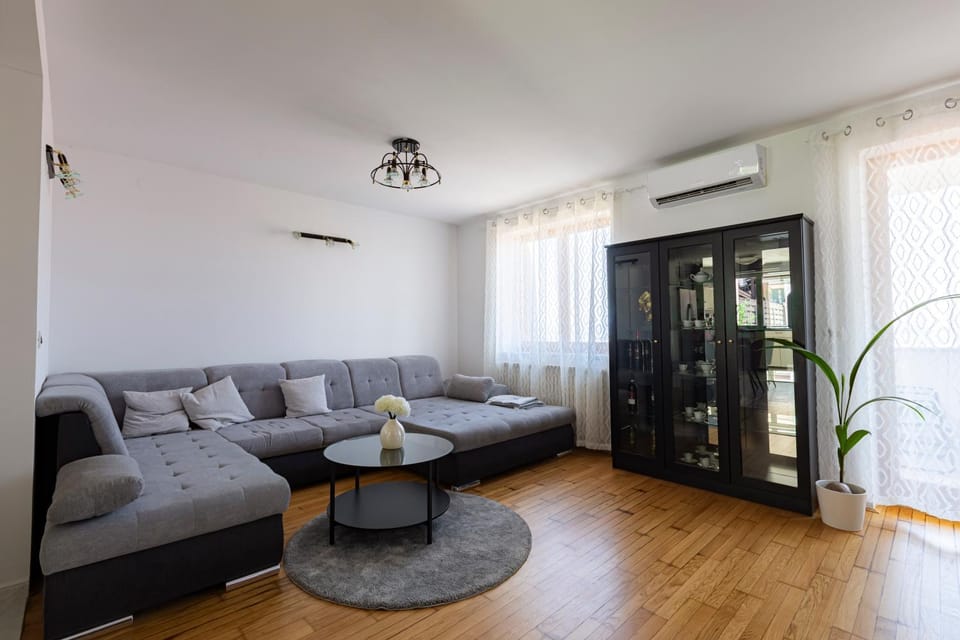 Living room, Seating area, Time of day, air conditioner