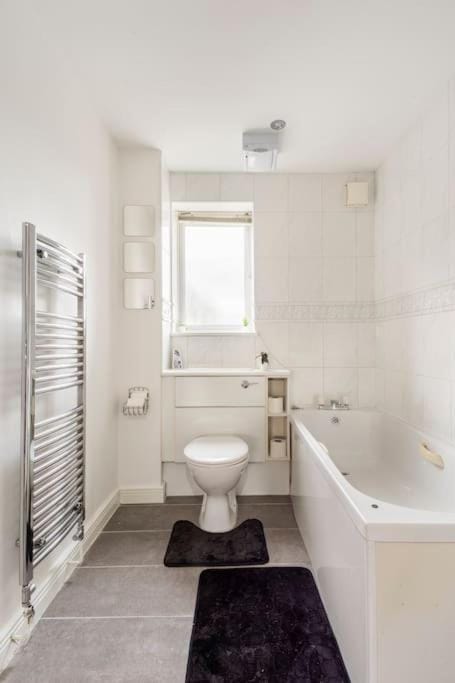 Stunning Flat by Quayside with Balcony!! Apartment in Newcastle upon Tyne