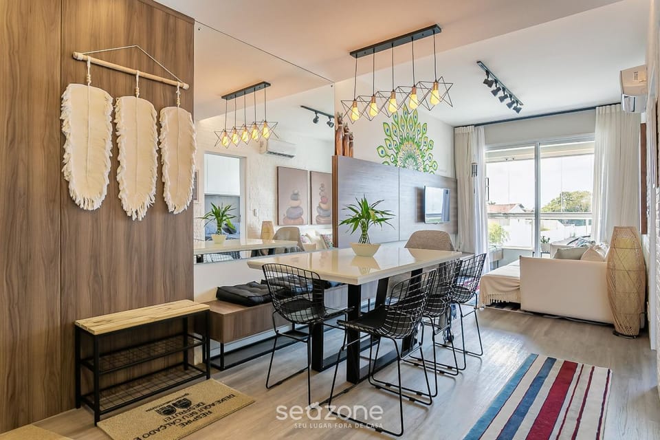 TV and multimedia, Living room, Dining area