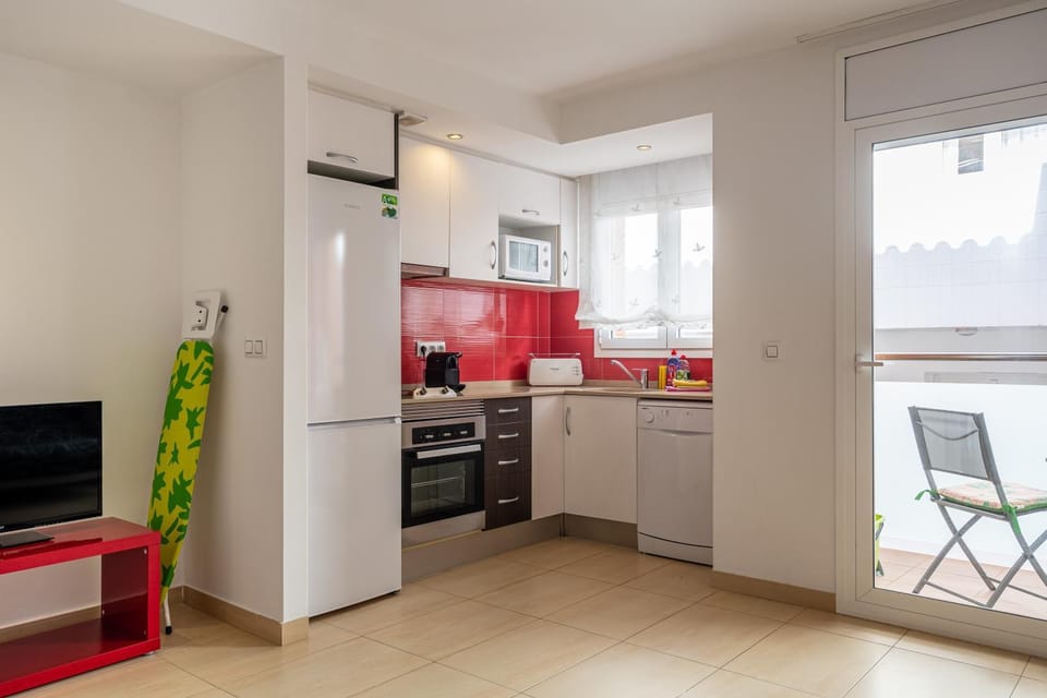 Kitchen or kitchenette, Living room