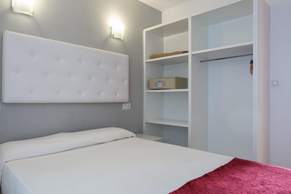Living room, Bedroom