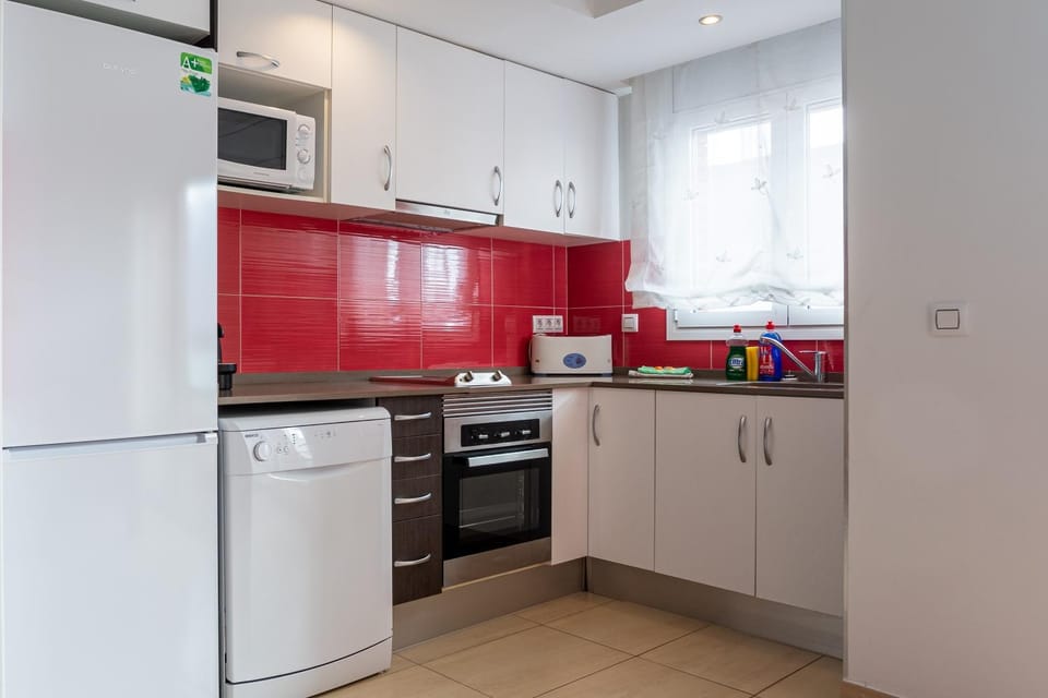 Kitchen or kitchenette, Living room