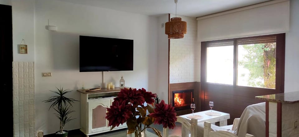 Communal lounge/ TV room, Photo of the whole room