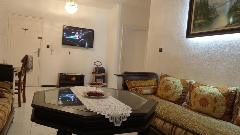 Appartement Familial en face le grand stade de tanger Apartment in Tangier