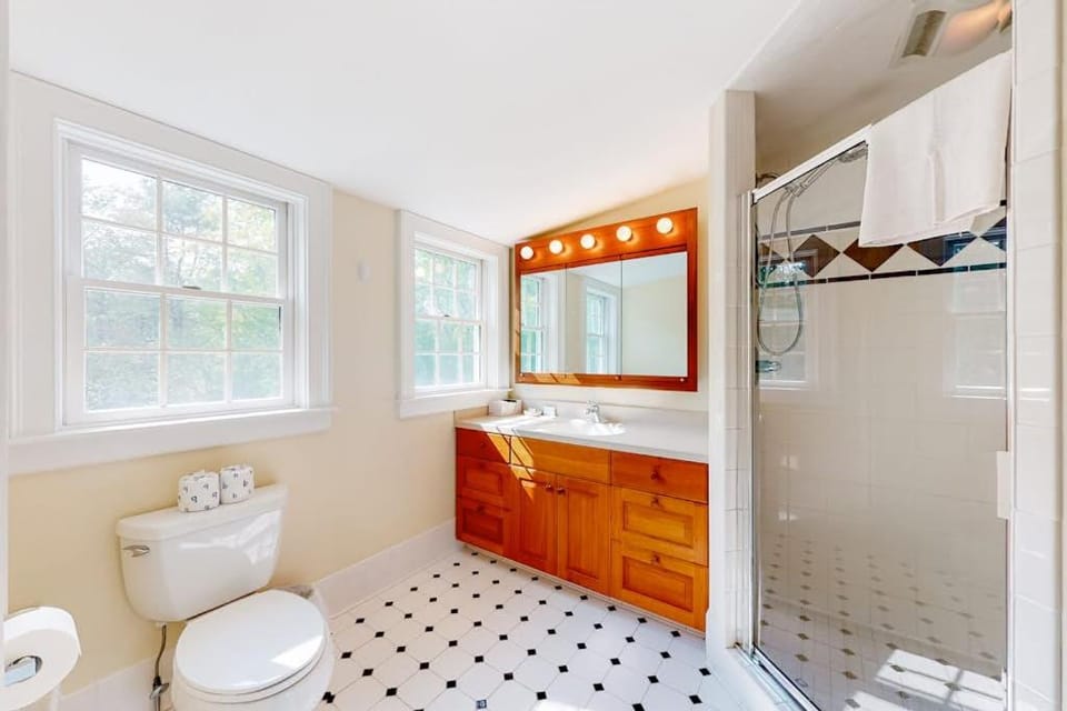 Bathroom, Bath
