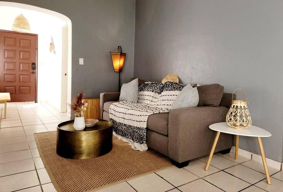 Tropical Charm Little Havana Calle Ocho 3 Apartment in Coral Gables