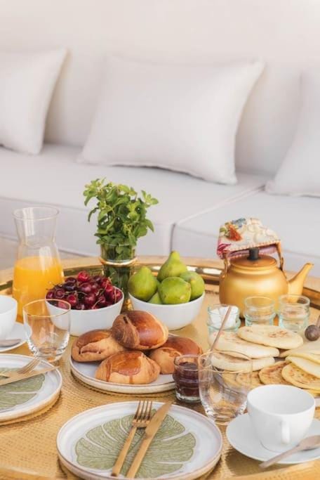 Breakfast