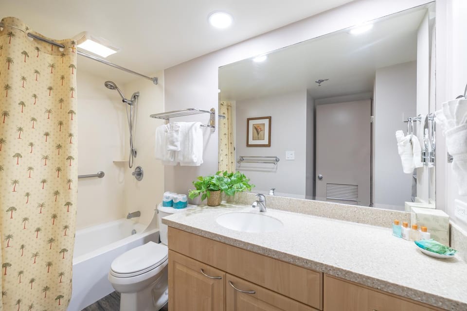 Shower, Bathroom, towels