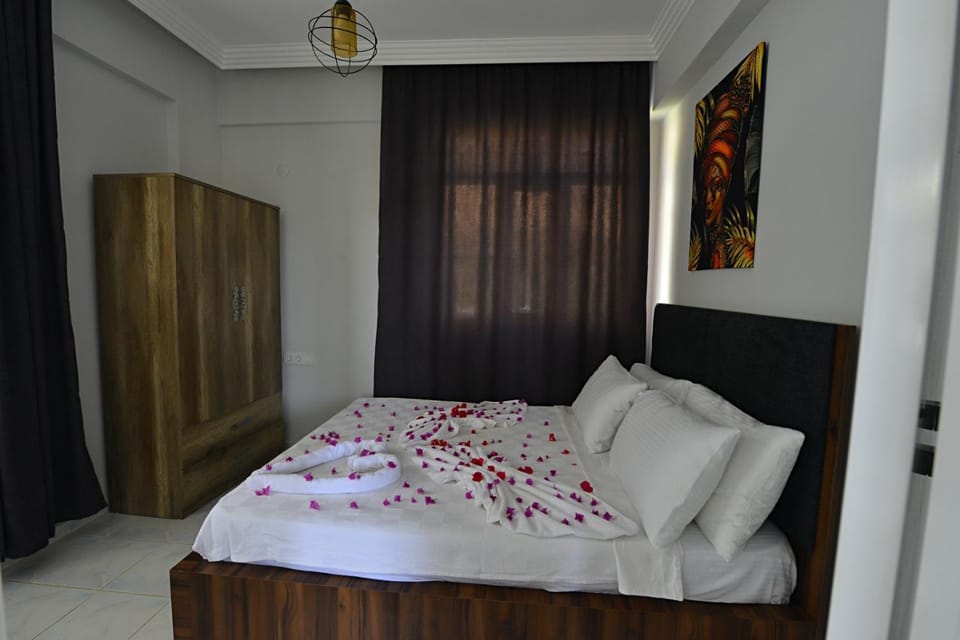 Bedroom, wardrobe