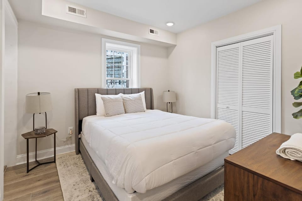 Loopin Around Atlantic City Luxe 5BR Townhouse in Orange Loop House in Atlantic City