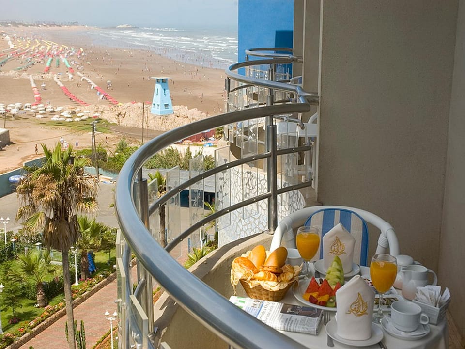 Balcony/Terrace, Beach, Garden view, Pool view, Sea view