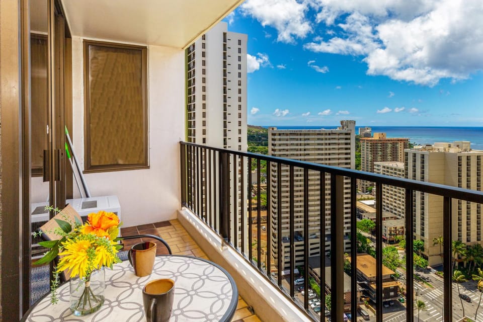 View (from property/room), Balcony/Terrace, Sea view