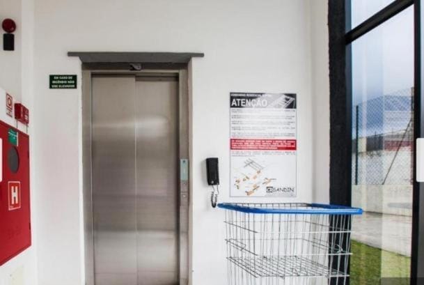 elevator