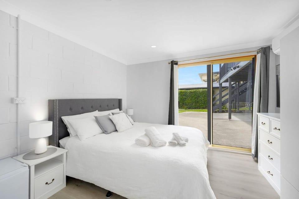 Beach Views on Excellent Studio 27 - Belle Escapes Jervis Bay Apartment in Vincentia
