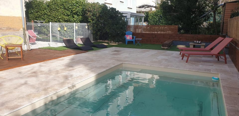 Spacieux T3 avec piscine Apartment in Provence-Alpes-Côte d'Azur