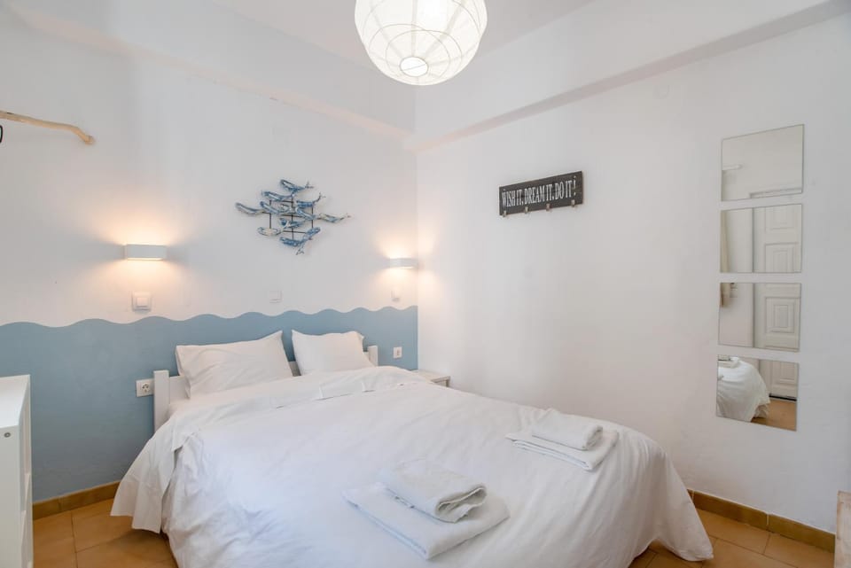 Living room, Bedroom